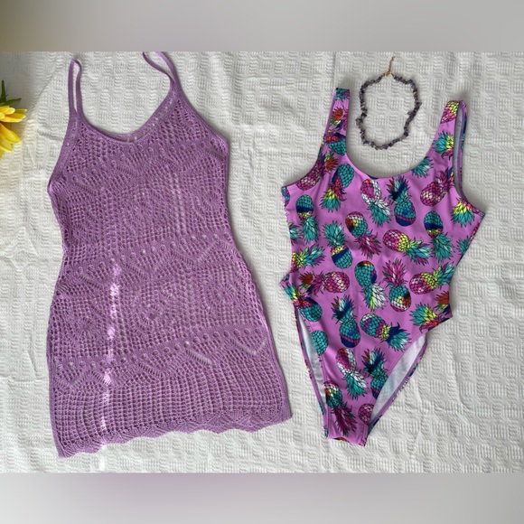 Swimsuit and cover up - Picture 13 of 14